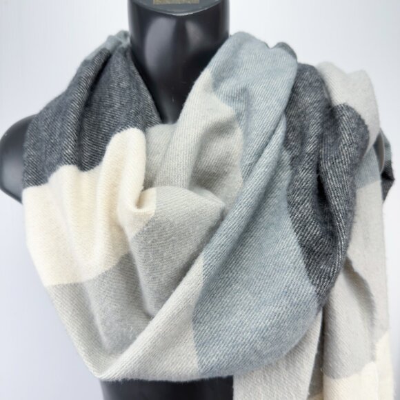 ZARA Oversized Color-Block Fringe Gray/Ivory/Blue Scarf Wrap Shawl 26βx73β - Picture 2 of 3